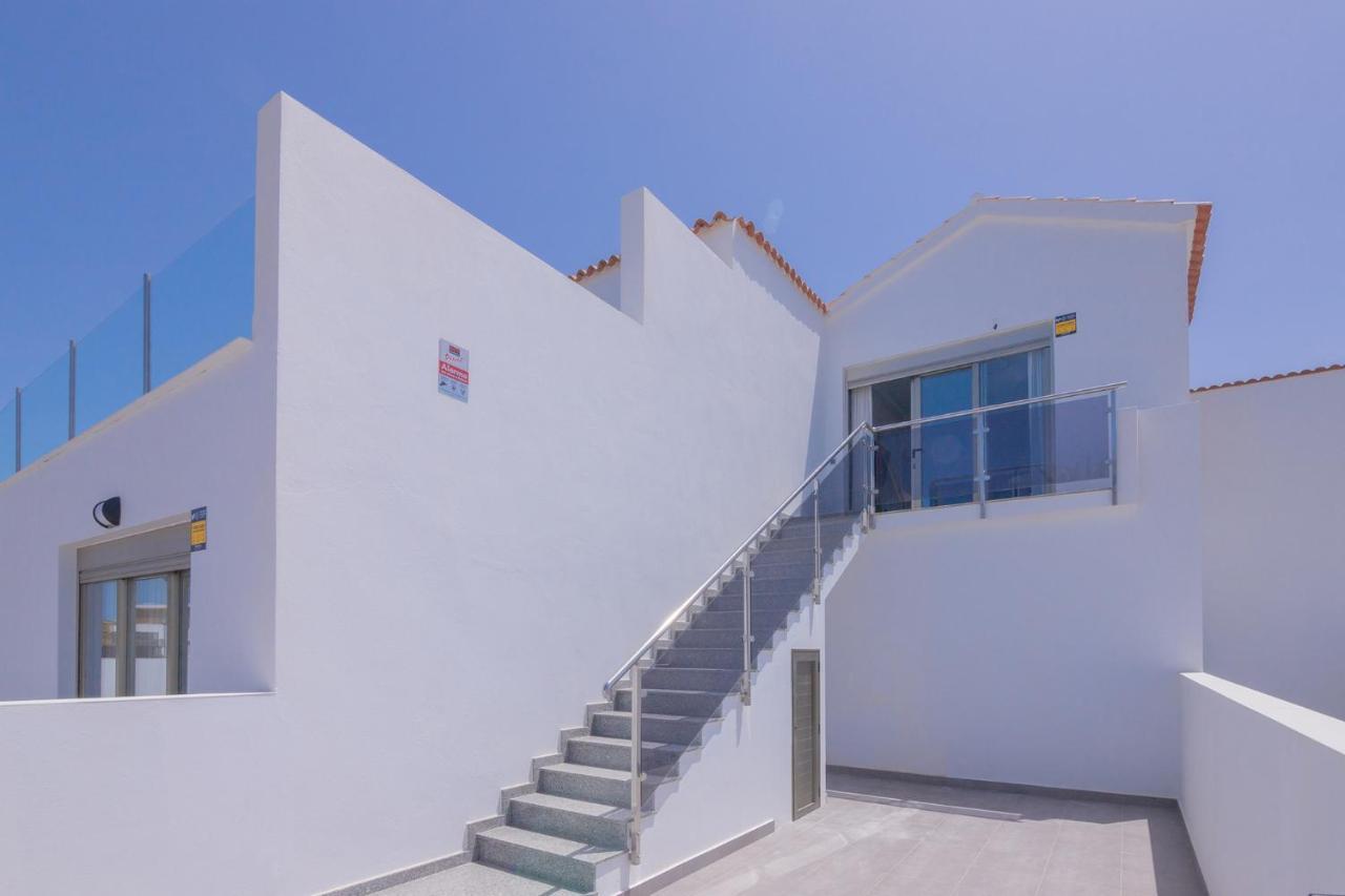 Apartment Holiday 2 Beachfront Corralejo By Holidays Home Exterior photo